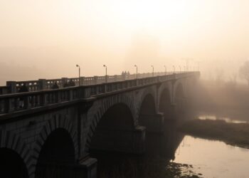 Invisible Bridge